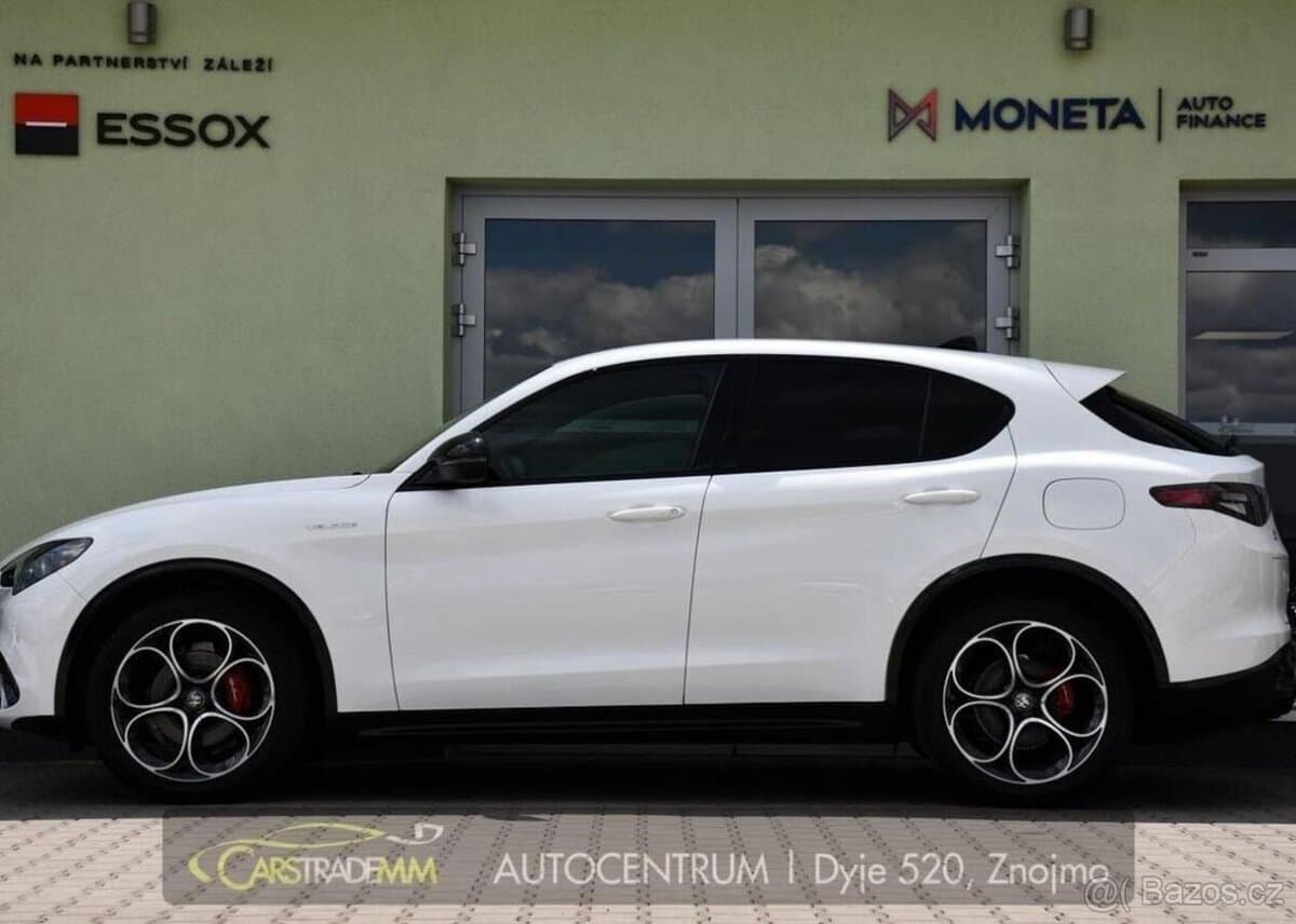 2024 Alfa Romeo STELVIO - 2