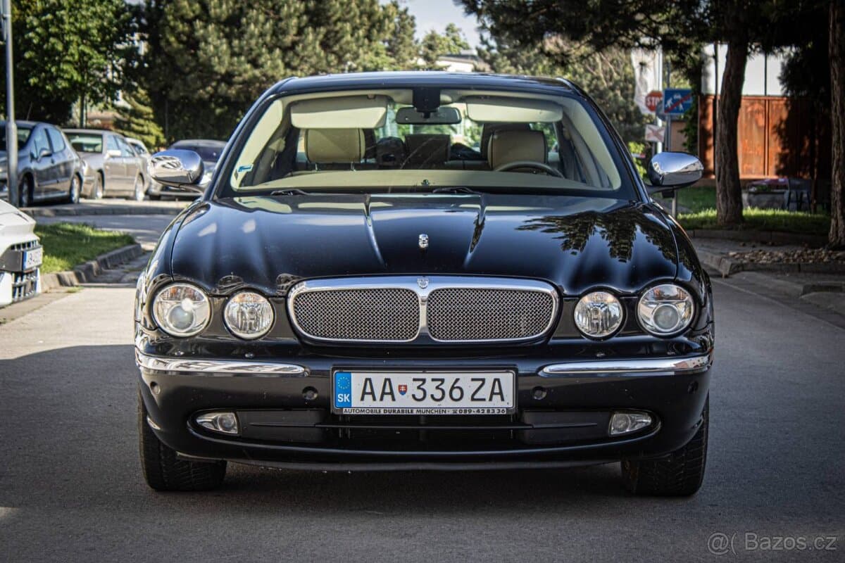 2007 Jaguar XJ - 2