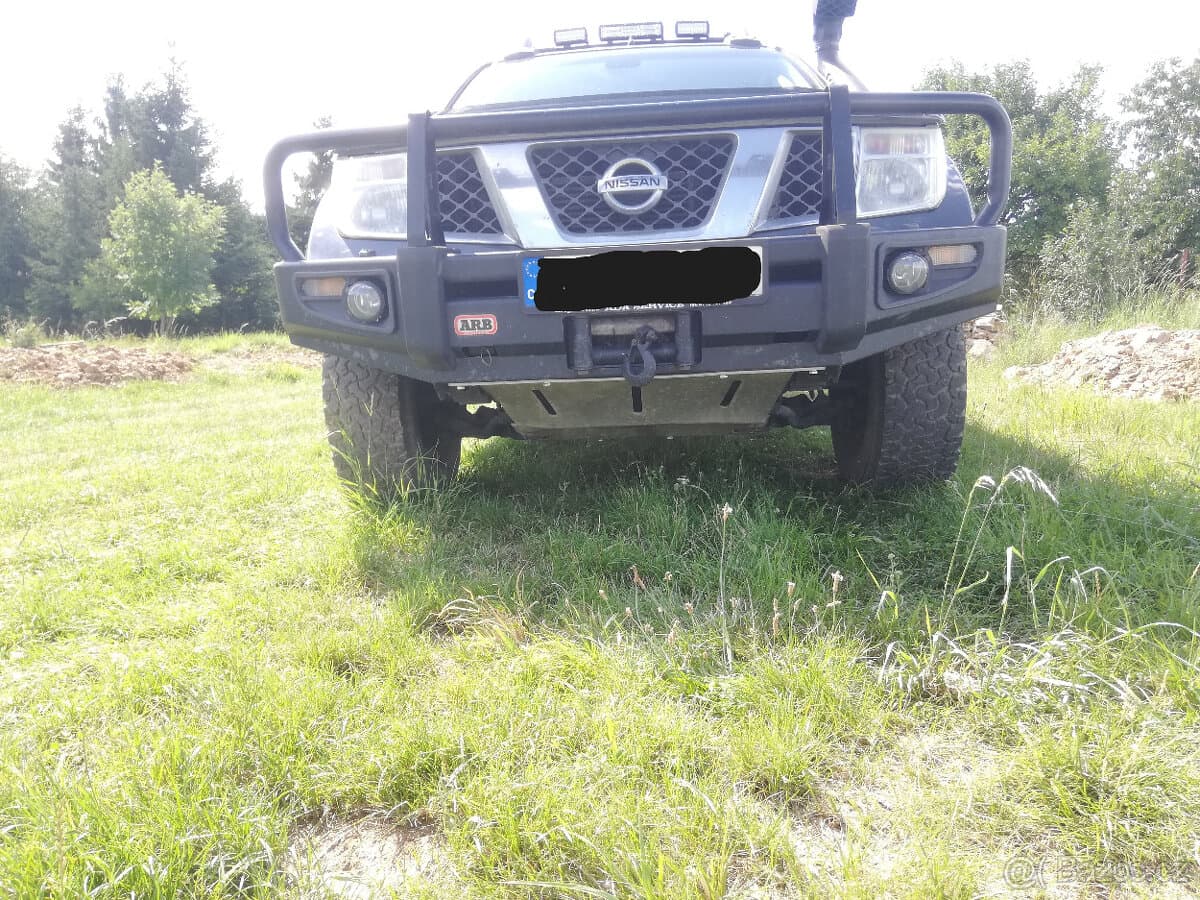 2006 Nissan NAVARA - 2