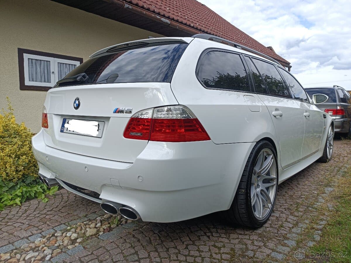 2007 BMW M5 - 2
