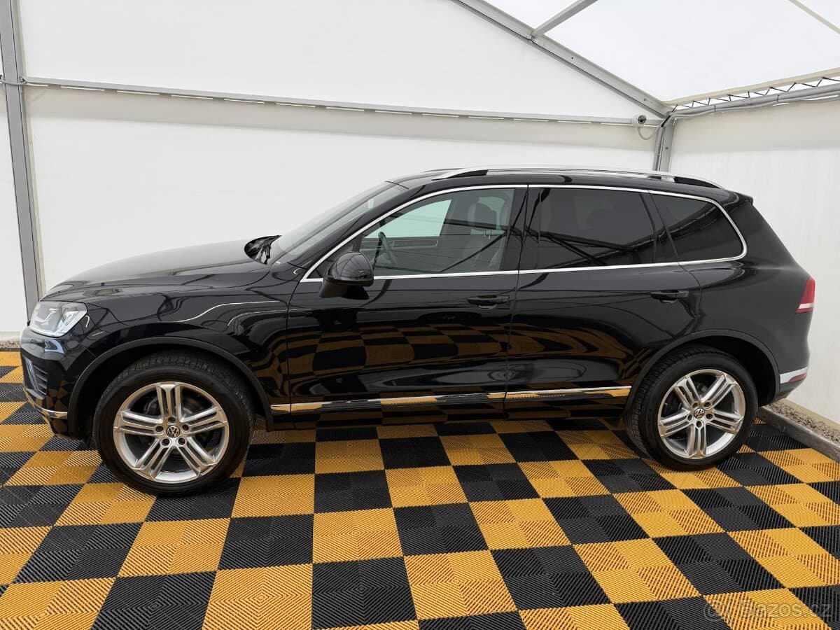 2017 Volkswagen TOUAREG - 2