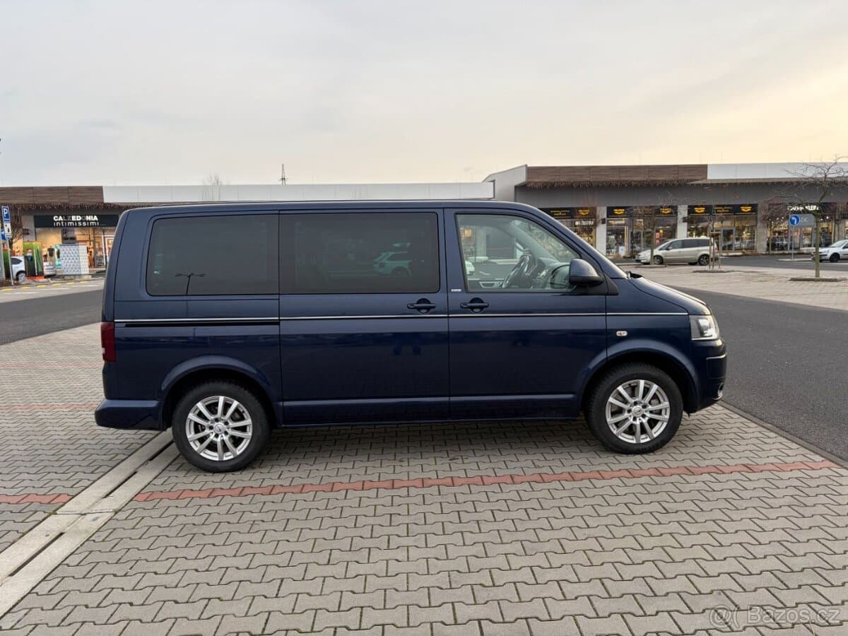 2013 Volkswagen MULTIVAN - 2