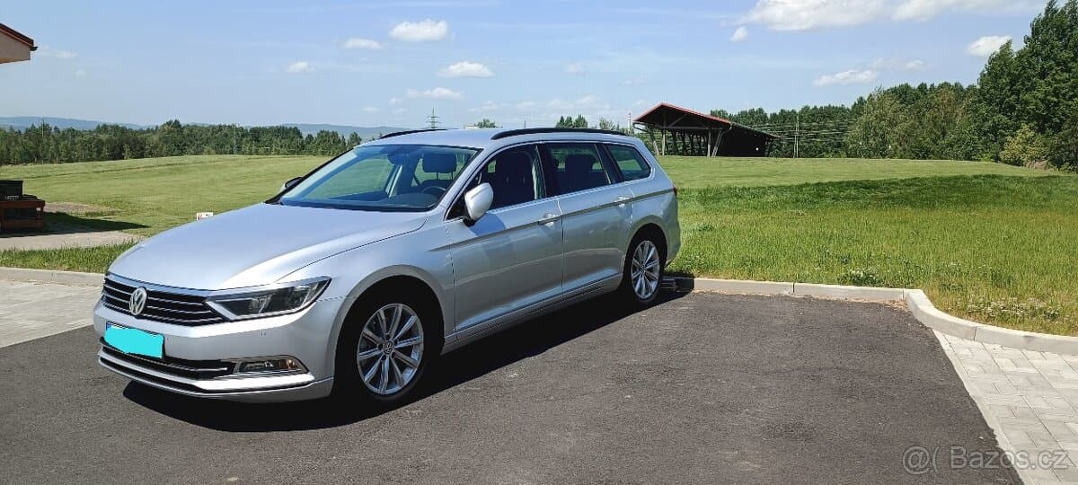 2016 Volkswagen PASSAT - 2