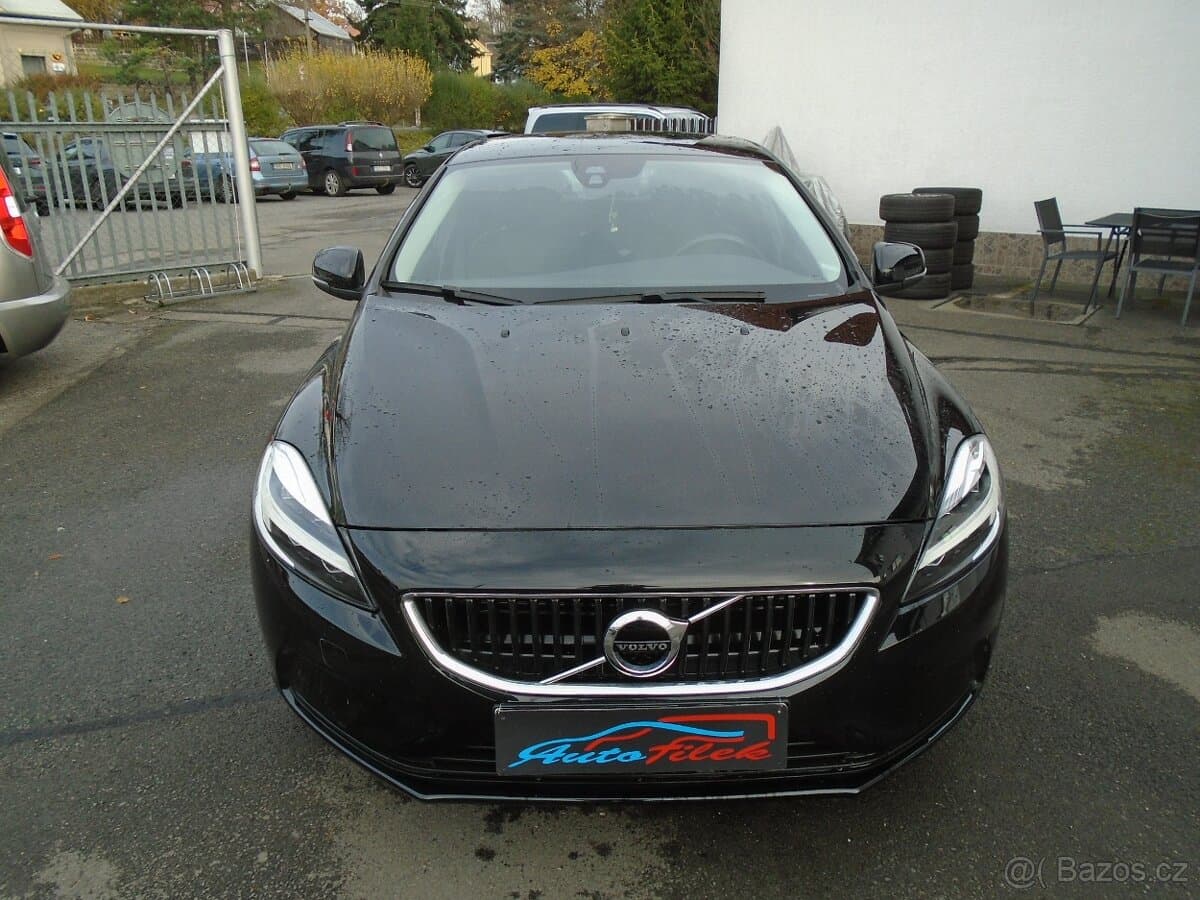 2019 Volvo V40 - 2