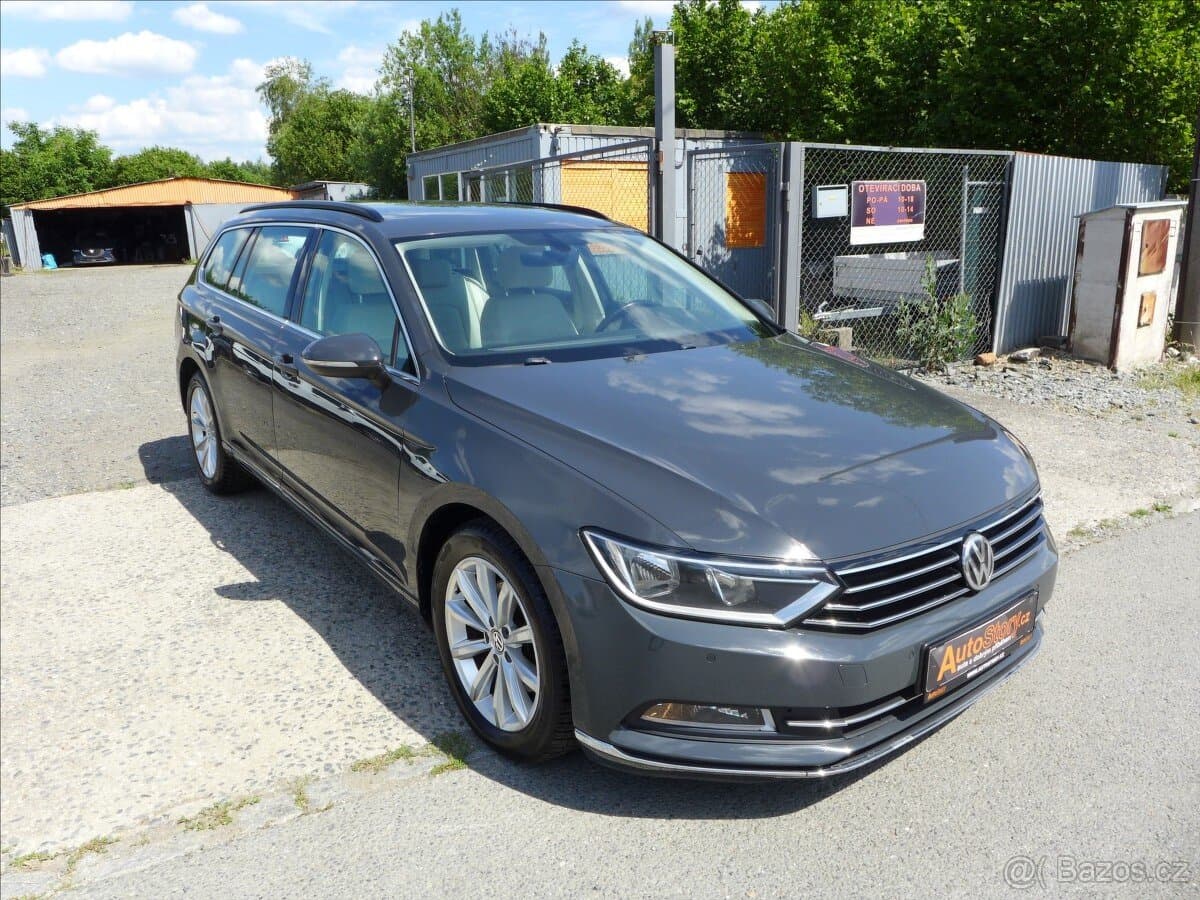 2015 Volkswagen PASSAT - 2