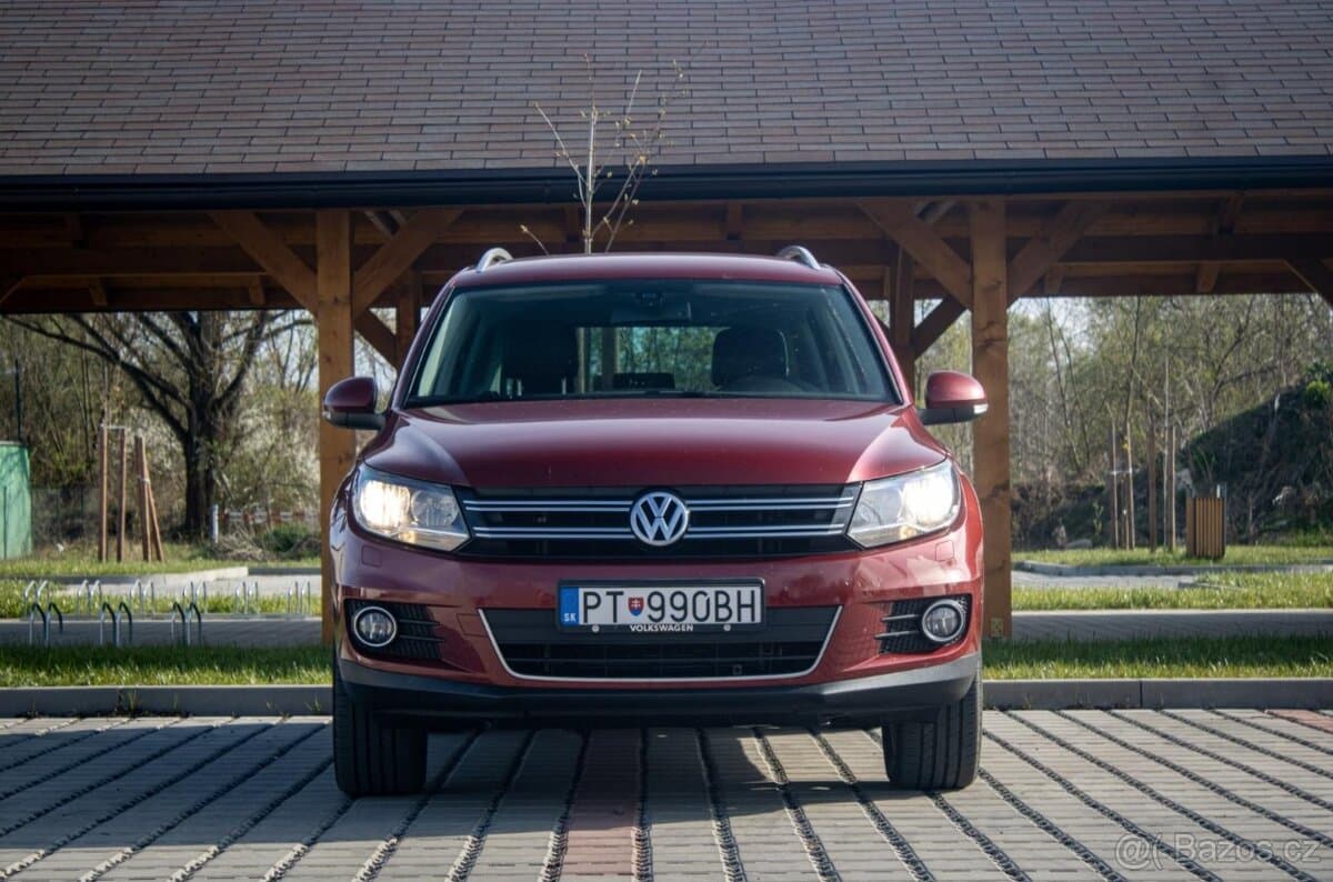2012 Volkswagen TIGUAN - 2