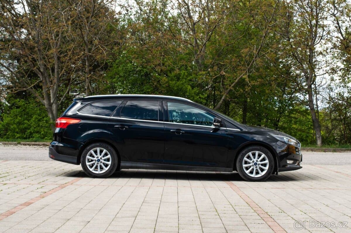 2017 Ford FOCUS - 2
