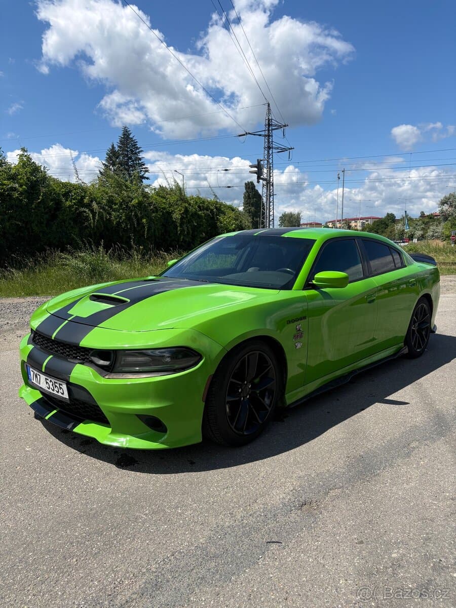 2017 Dodge CHARGER - 2