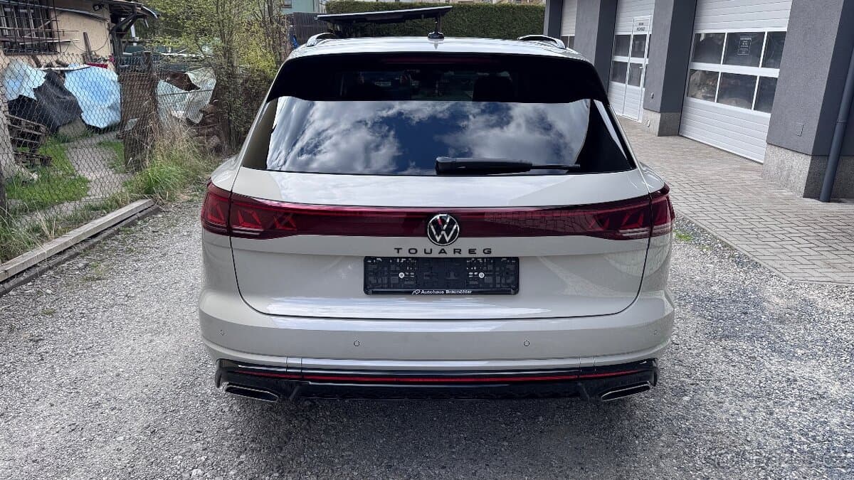 2024 Volkswagen TOUAREG - 2
