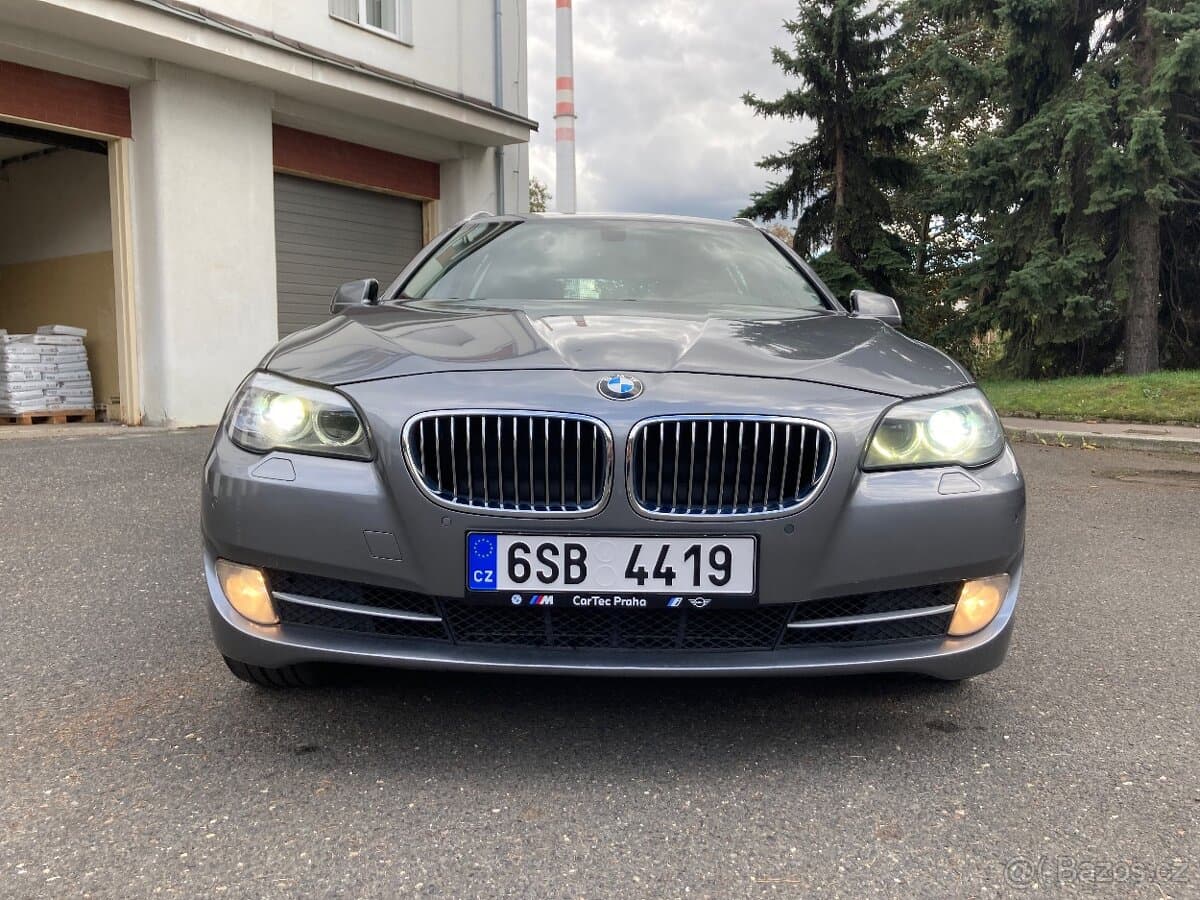 2012 BMW 5-SERIES - 2