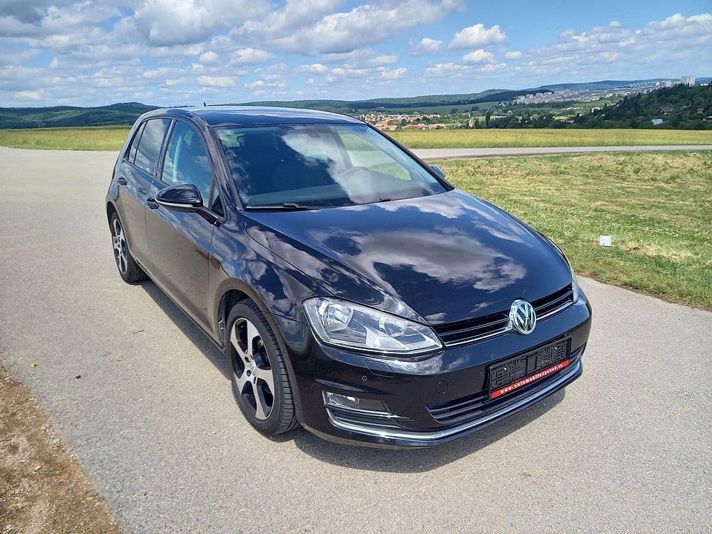 2016 Volkswagen GOLF - 2