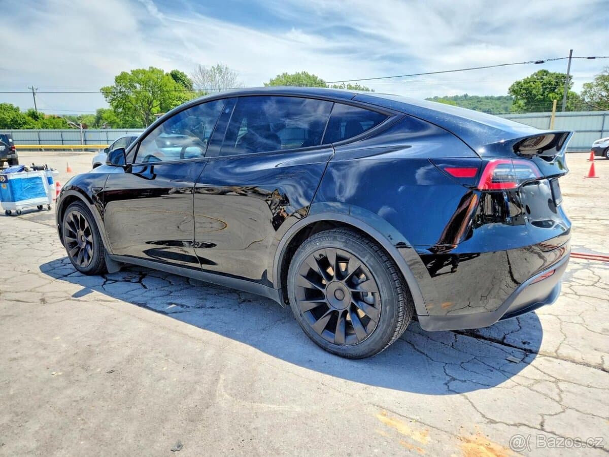 2021 Tesla MODEL Y - 2