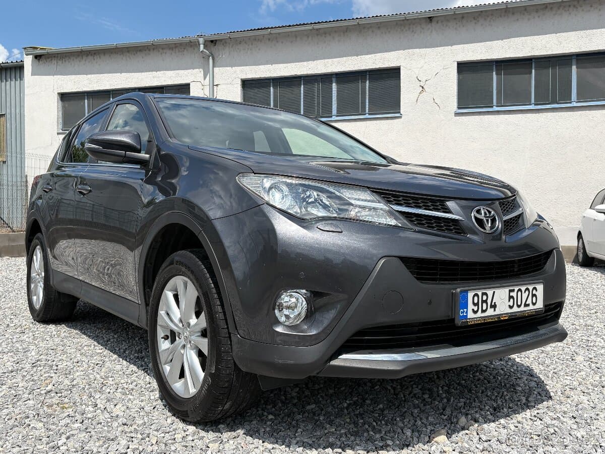 2013 Toyota RAV4 - 2
