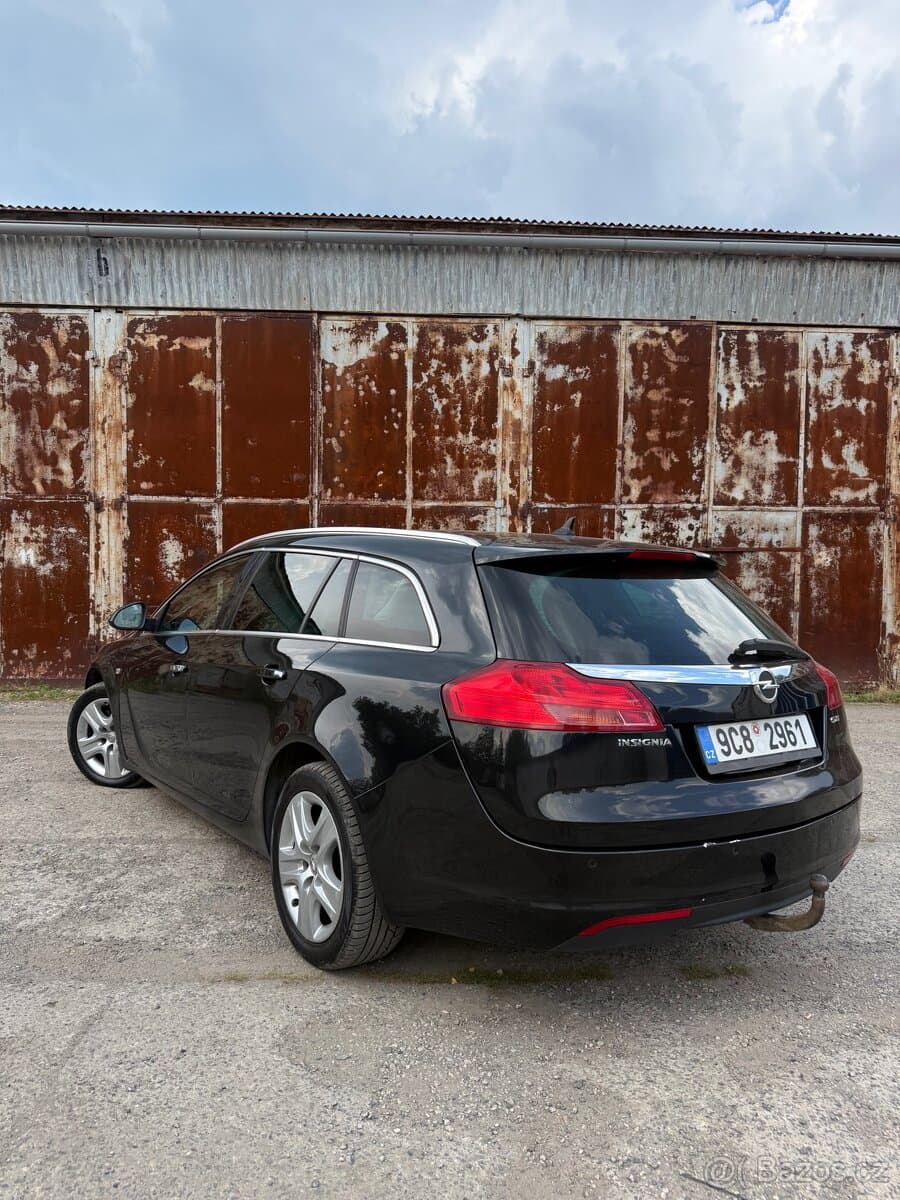 2011 Opel INSIGNIA - 2