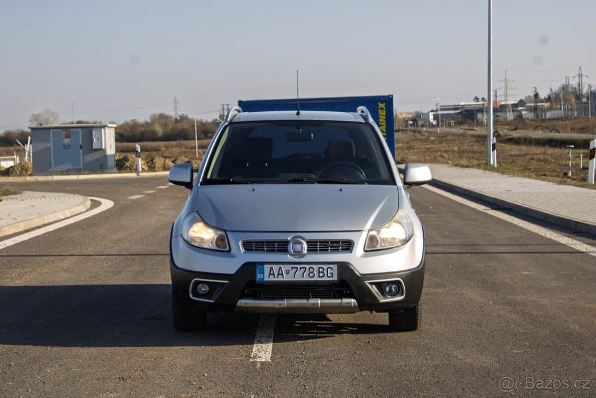 2011 Fiat SEDICI - 2