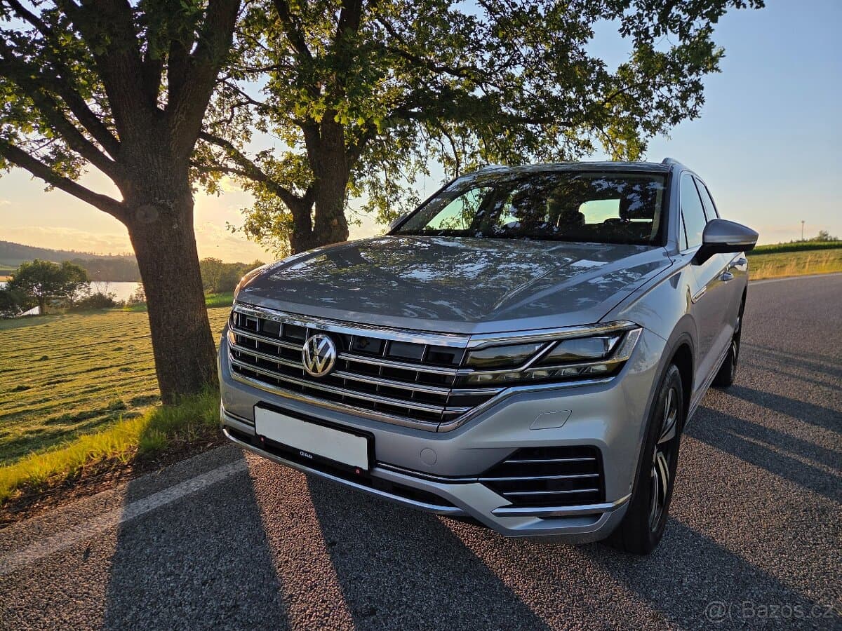 2018 Volkswagen TOUAREG - 2
