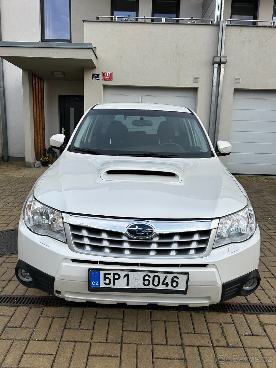 2011 Subaru FORESTER - 2