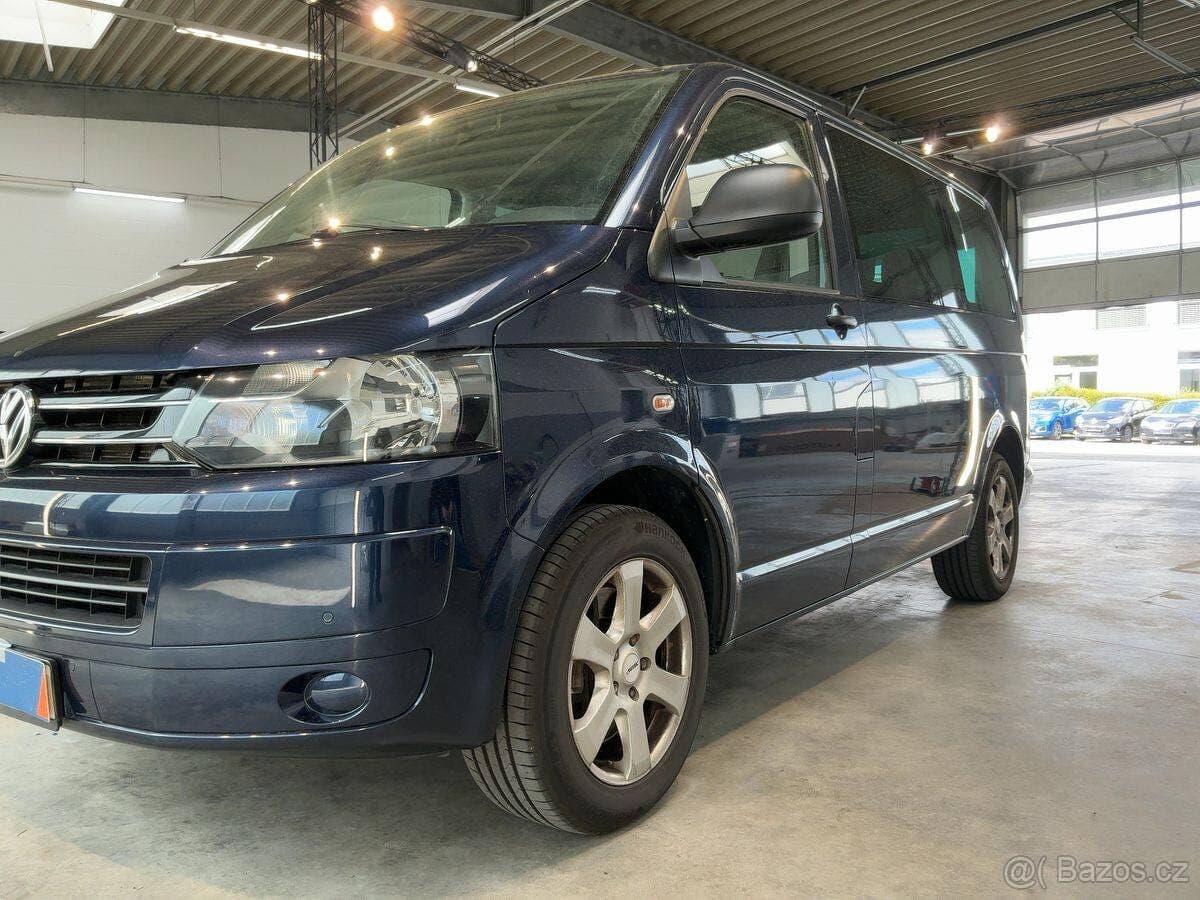 2010 Volkswagen MULTIVAN - 2