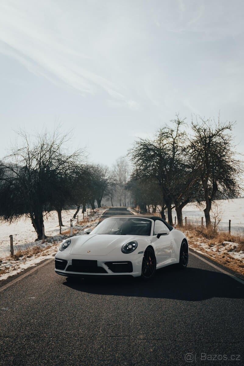2024 Porsche 911 - 2
