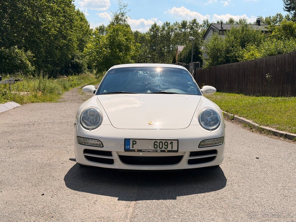 2004 Porsche 911 - 2