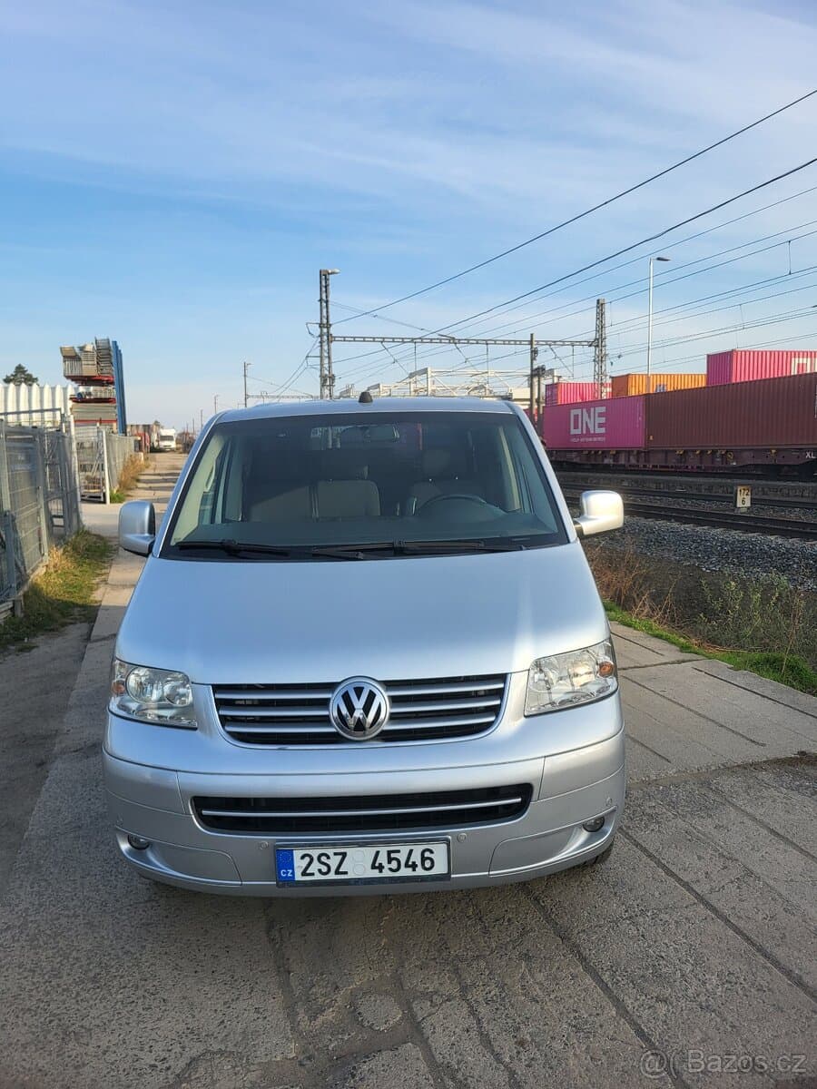 Volkswagen CARAVELLE - 2