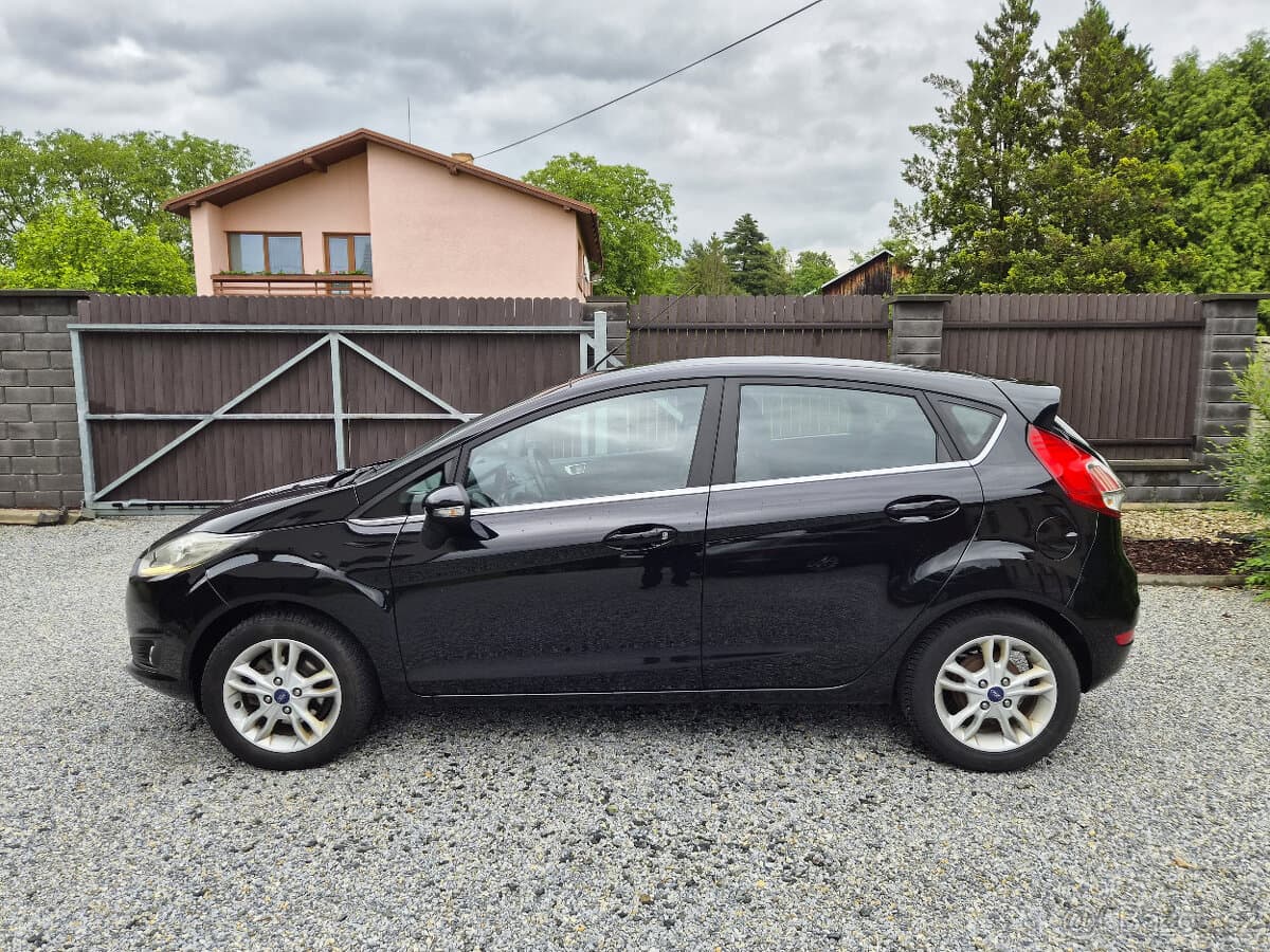2017 Ford FIESTA - 2