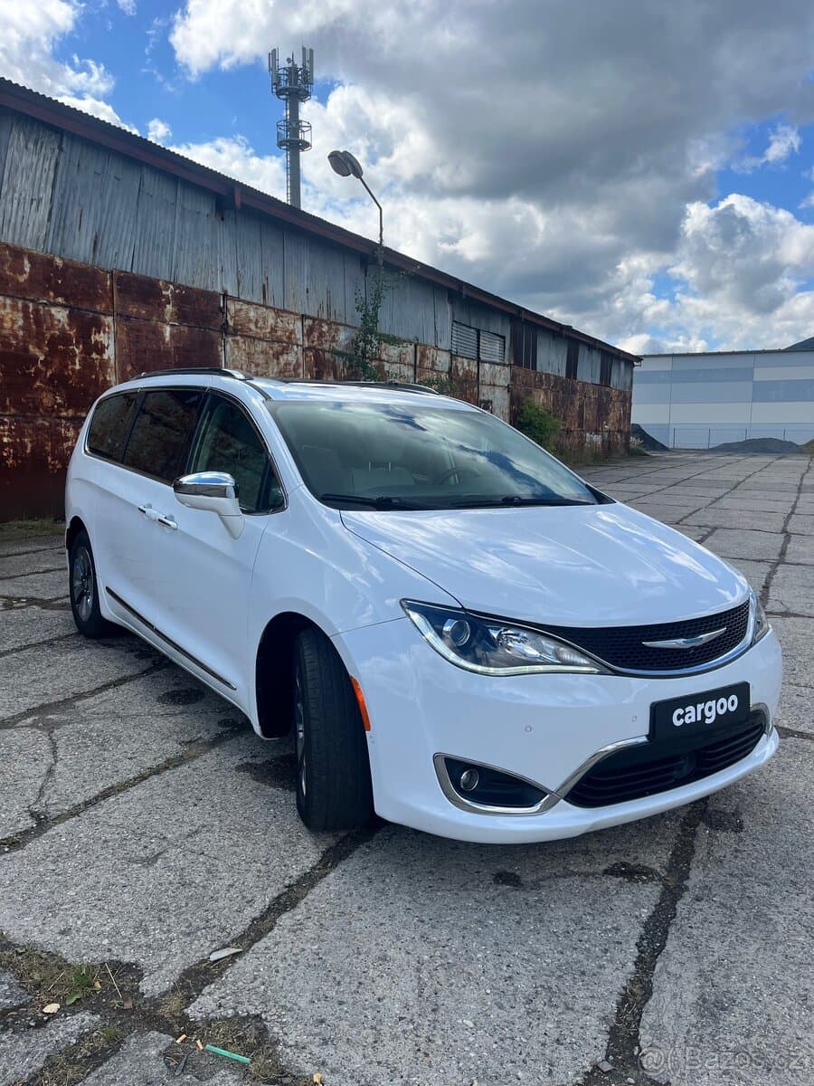 2018 Chrysler PACIFICA - 2
