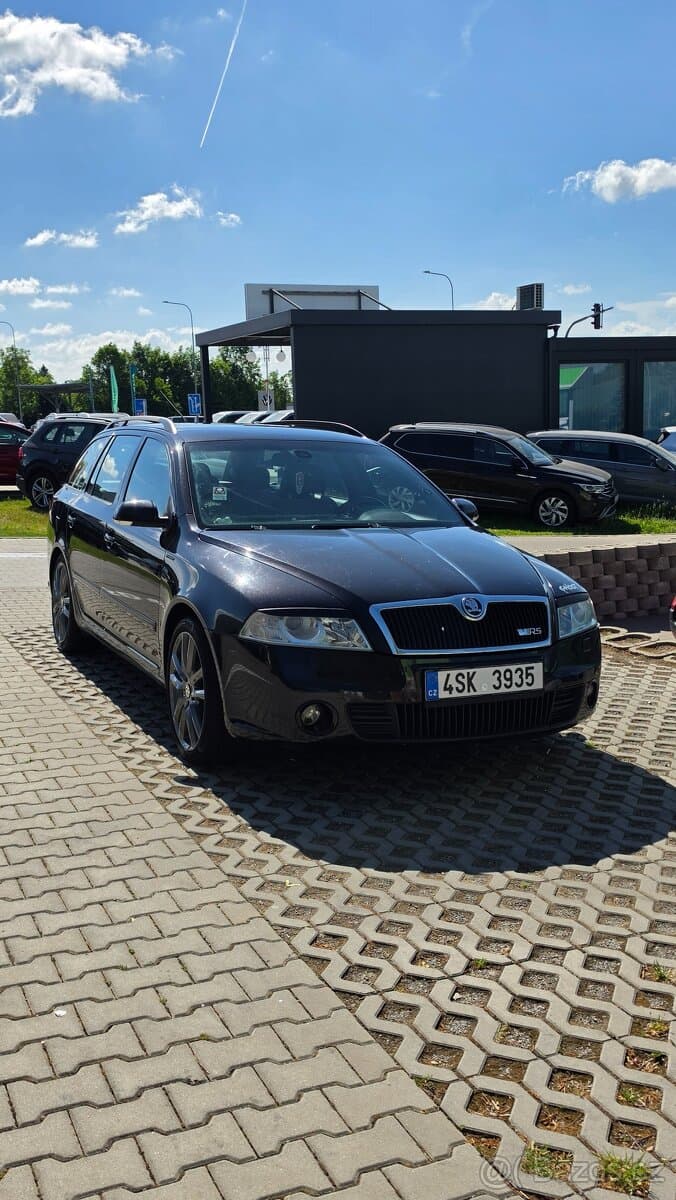 Škoda OCTAVIA - 2