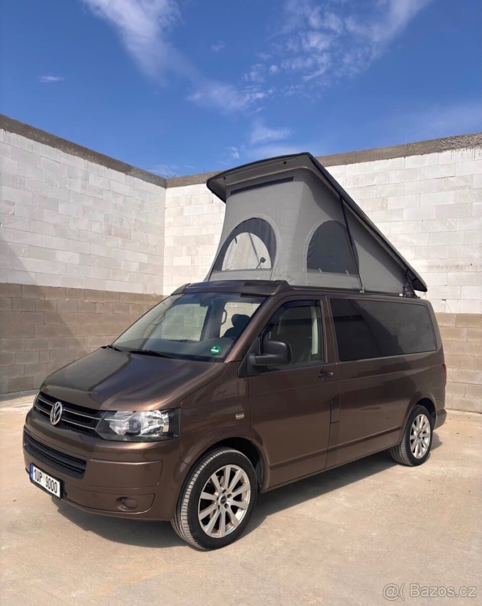 2011 Volkswagen MULTIVAN - 2