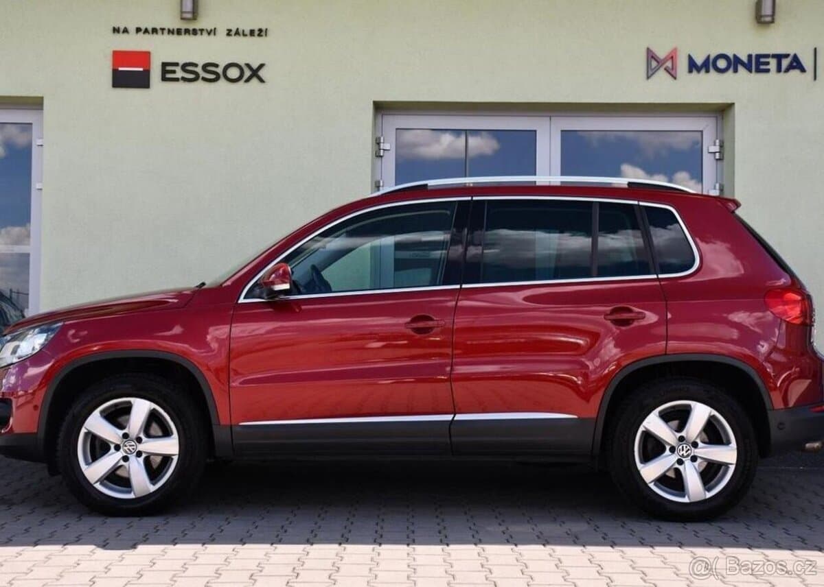 2015 Volkswagen TIGUAN - 2