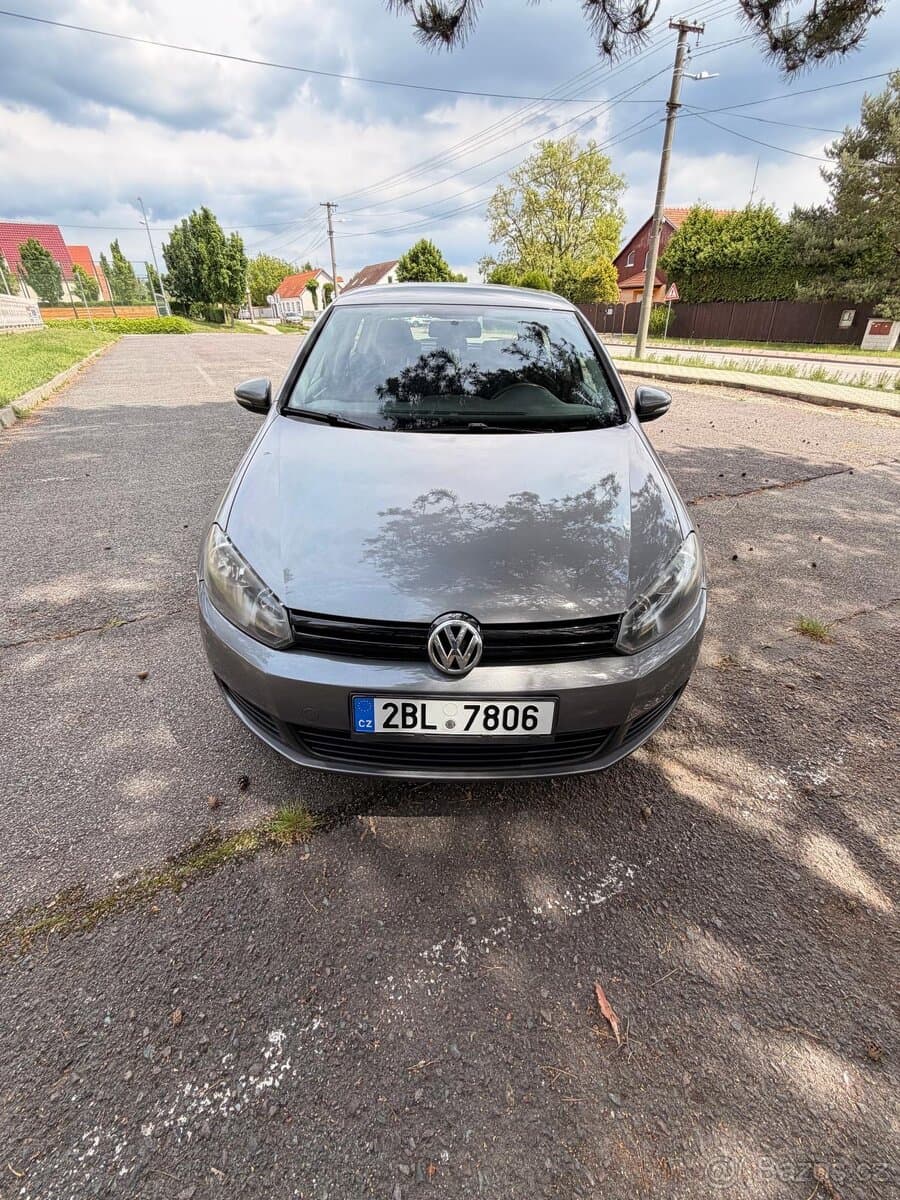 2011 Volkswagen GOLF - 2