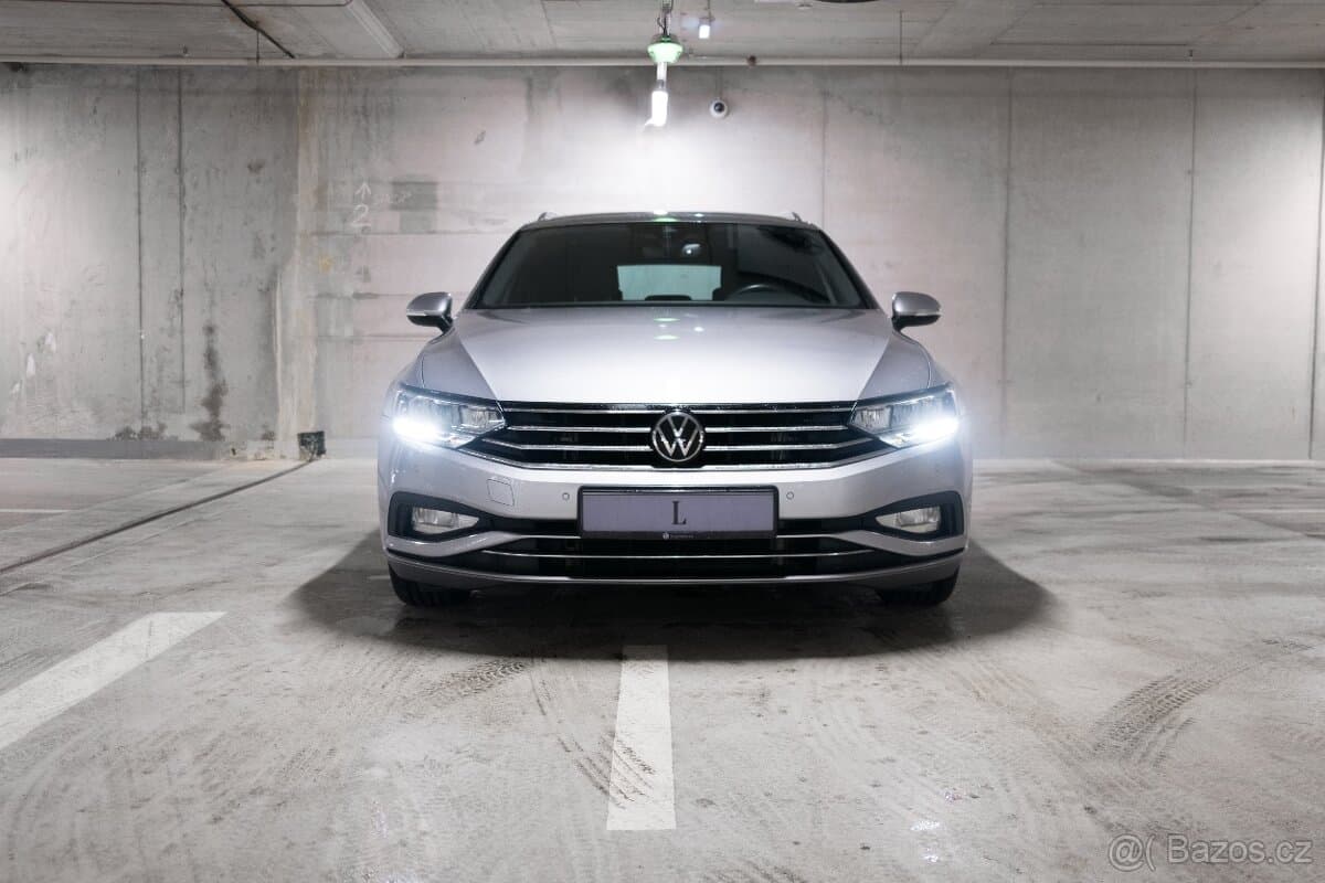 2021 Volkswagen PASSAT - 2