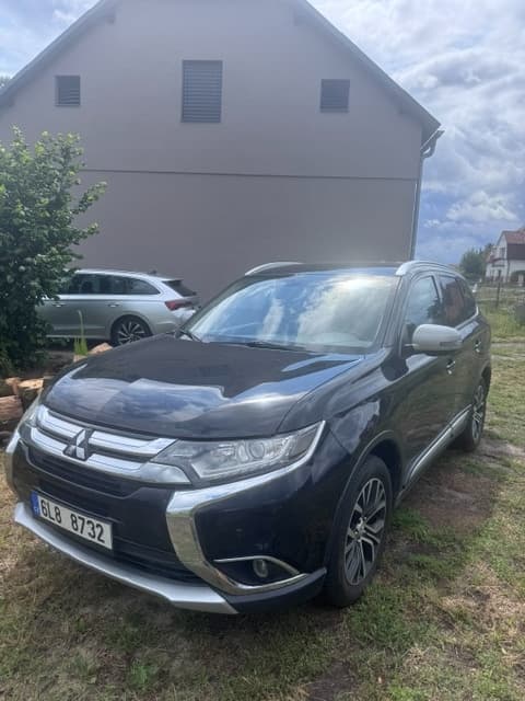 2018 Mitsubishi OUTLANDER - 2