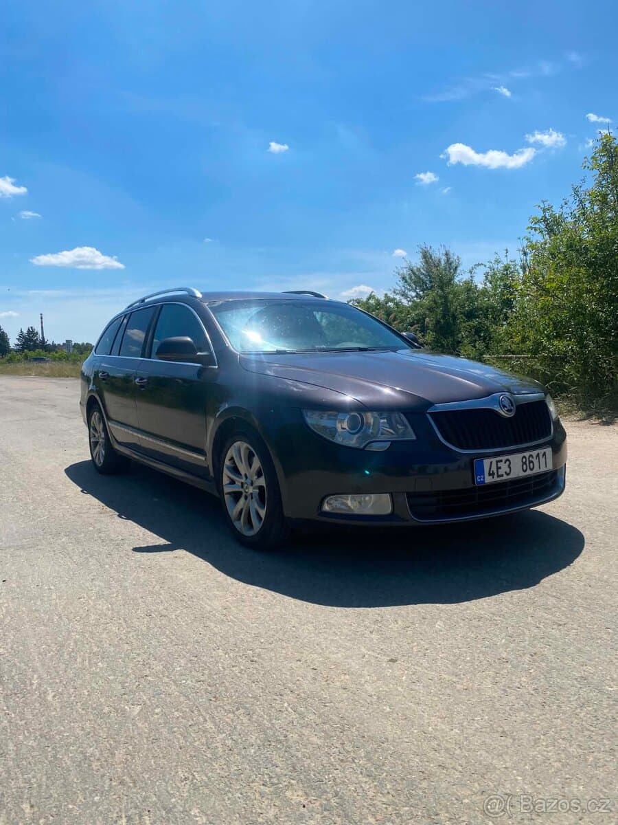 2011 Škoda SUPERB - 2