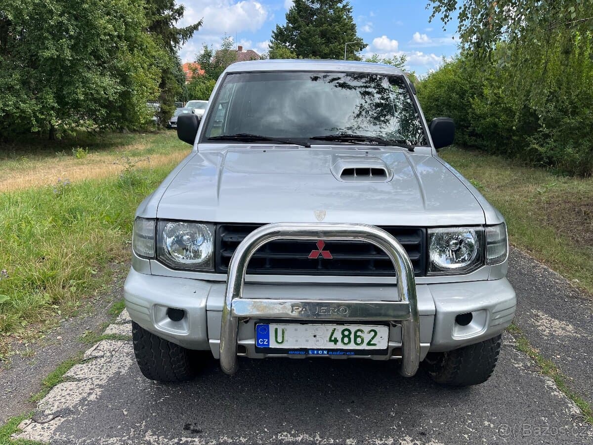 2003 Mitsubishi PAJERO - 2