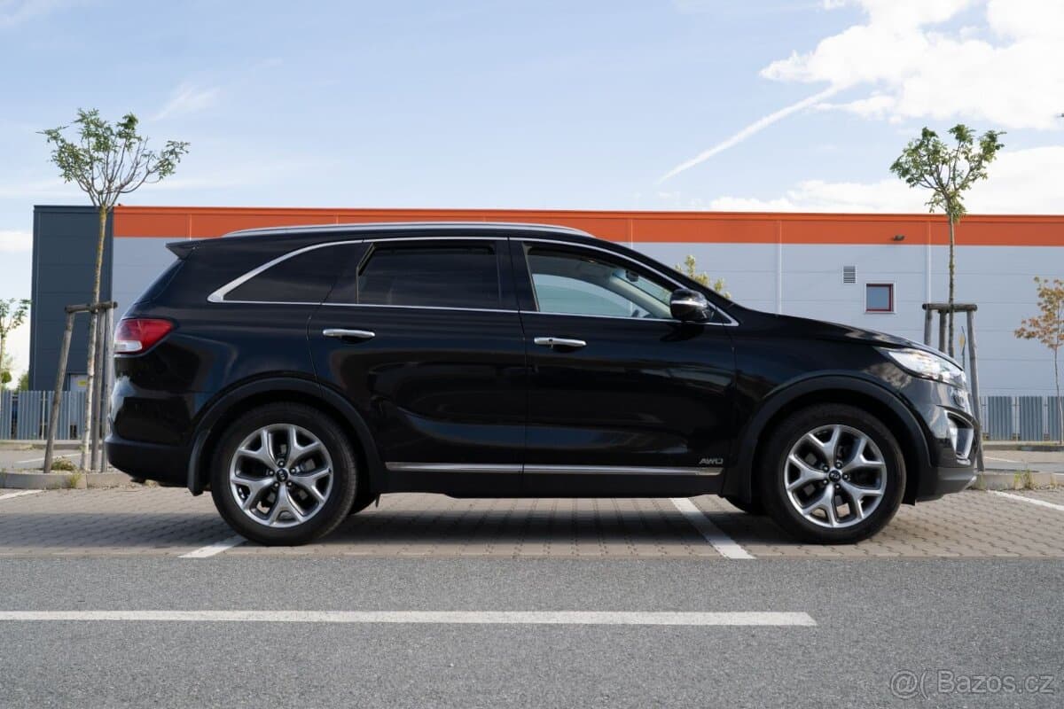 2016 Kia SORENTO - 2