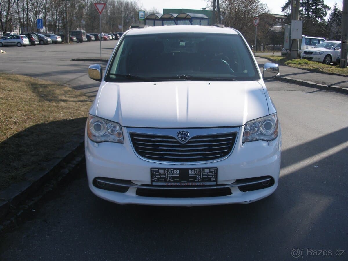 Lancia VOYAGER - 2