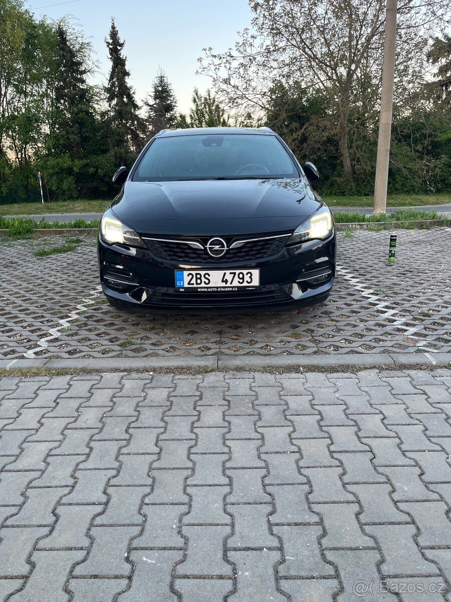 Opel ASTRA - 2