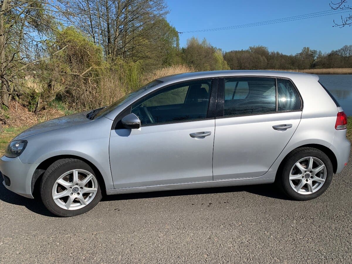 2009 Volkswagen GOLF - 2