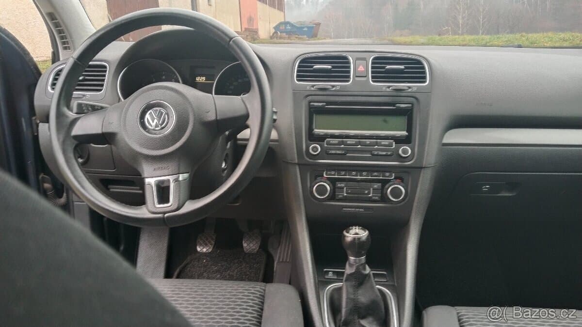 2010 Volkswagen GOLF - 2