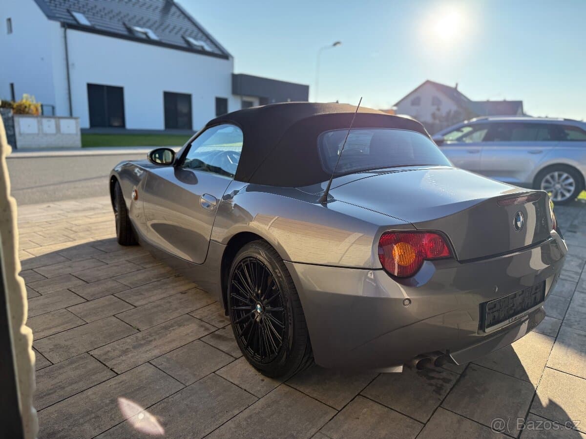 2003 BMW Z4 - 2