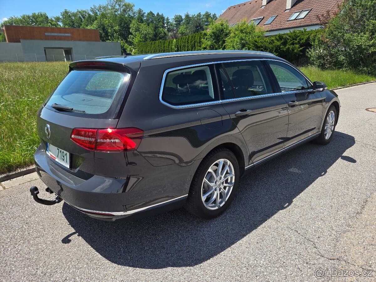 2019 Volkswagen PASSAT - 2