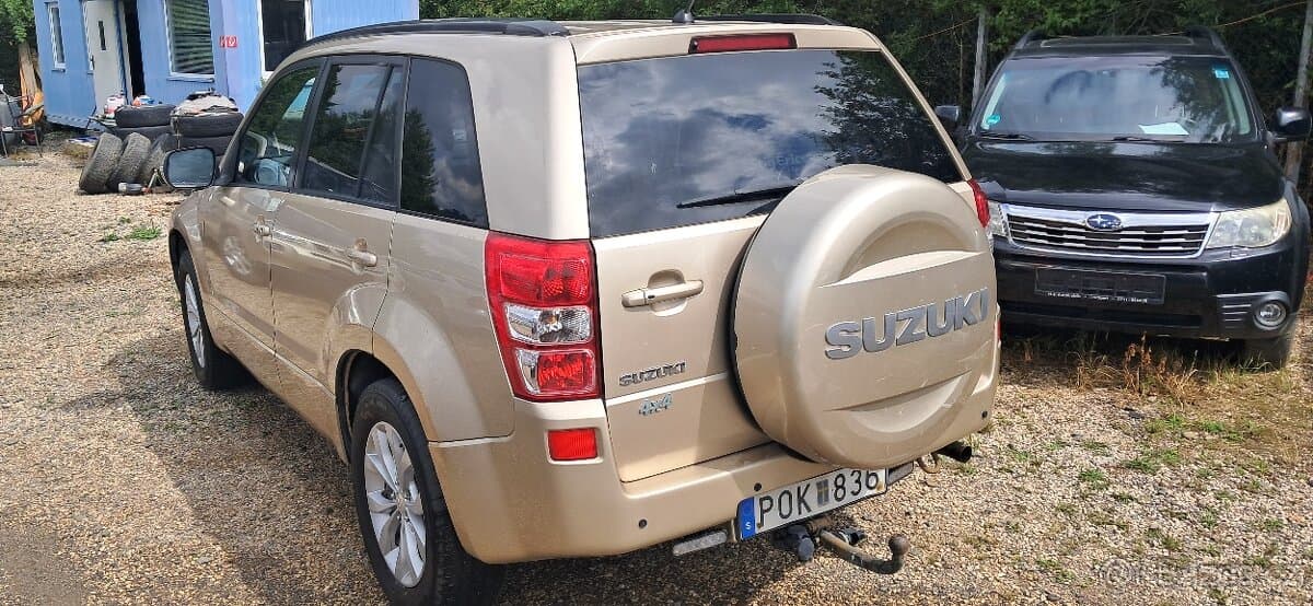 2010 Suzuki GRAND - 2