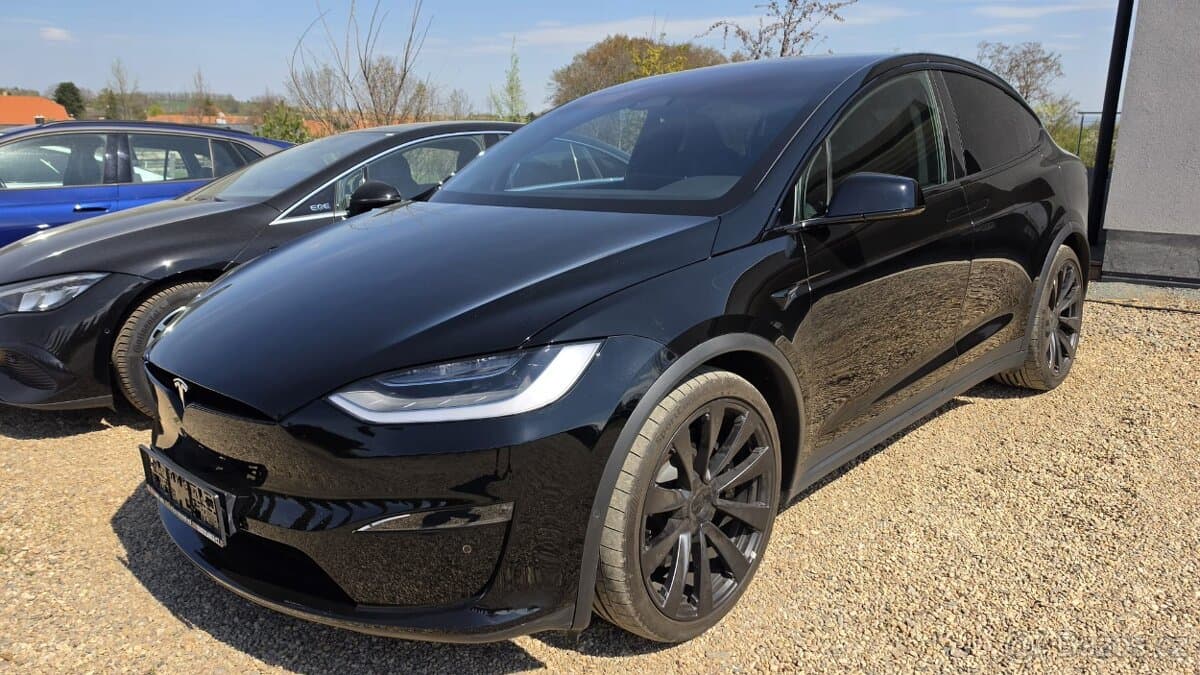 2022 Tesla MODEL X - 2