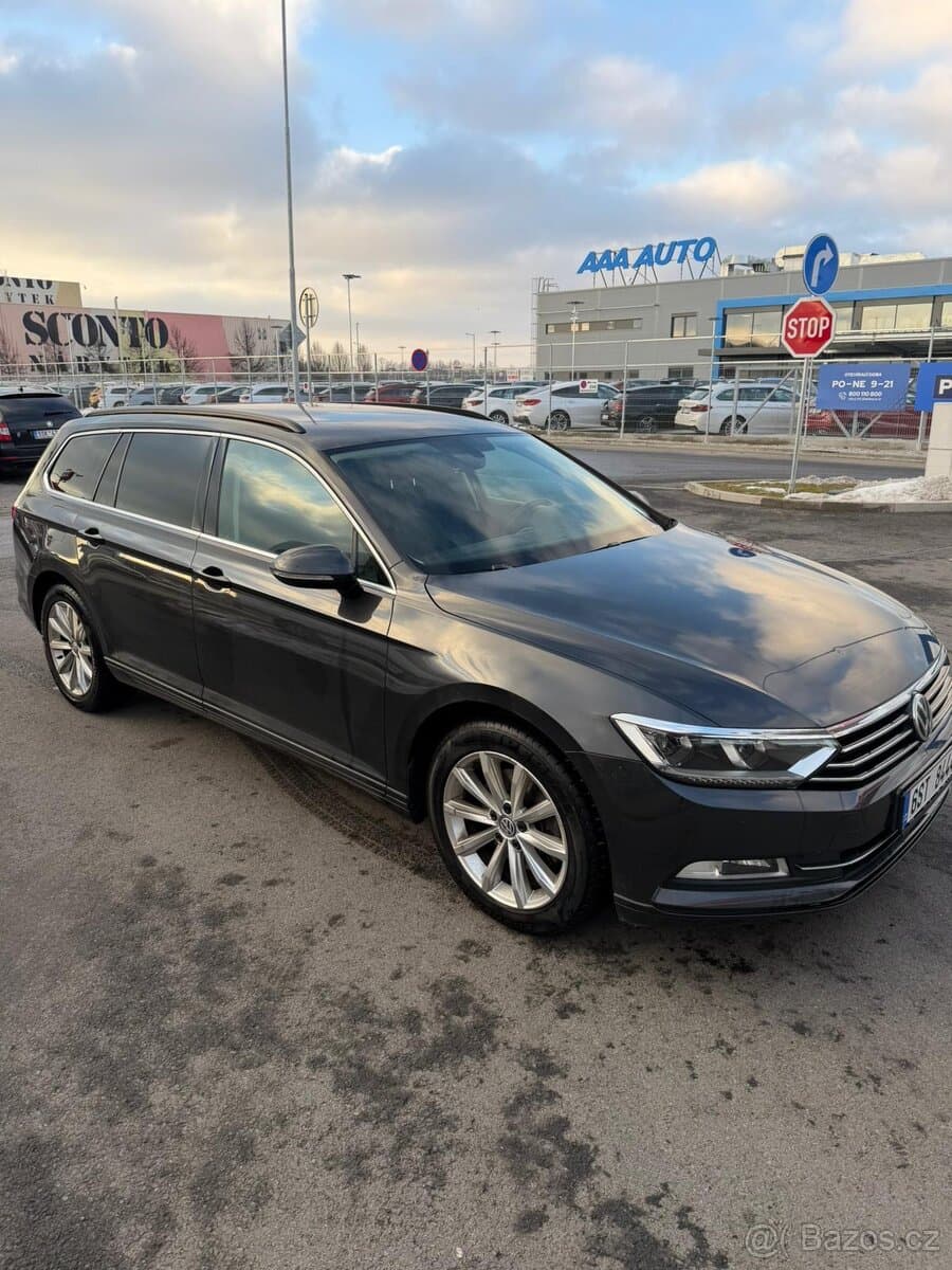 2019 Volkswagen PASSAT - 2