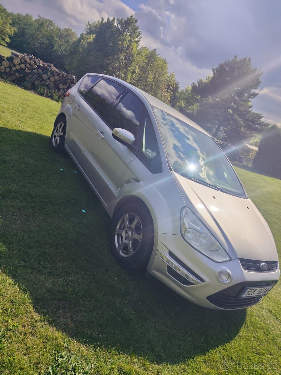 2014 Ford S-MAX - 2