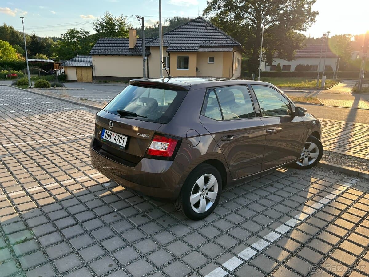 2015 Škoda FABIA - 2