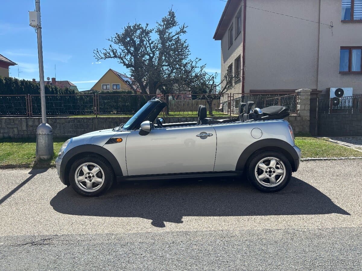 2009 Mini COOPER - 2