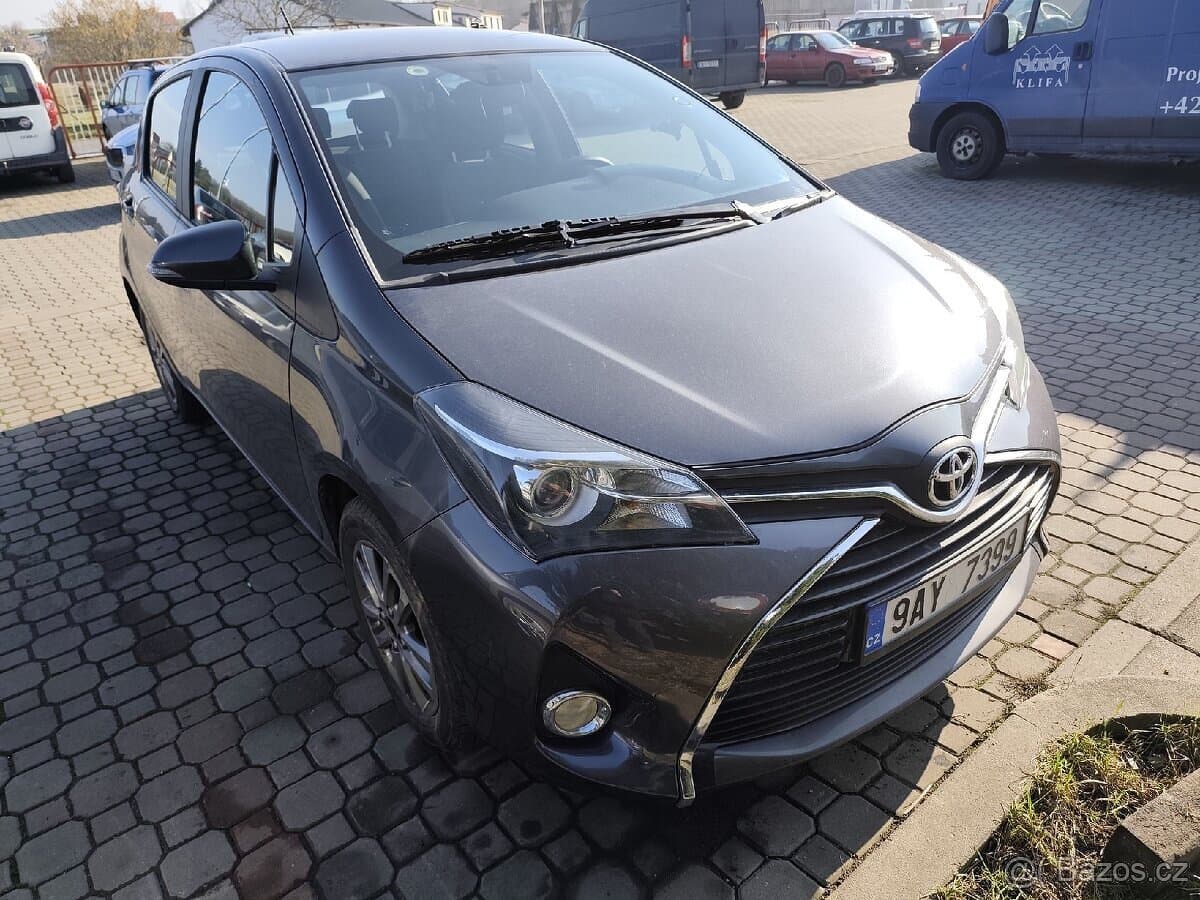 2014 Toyota YARIS - 2