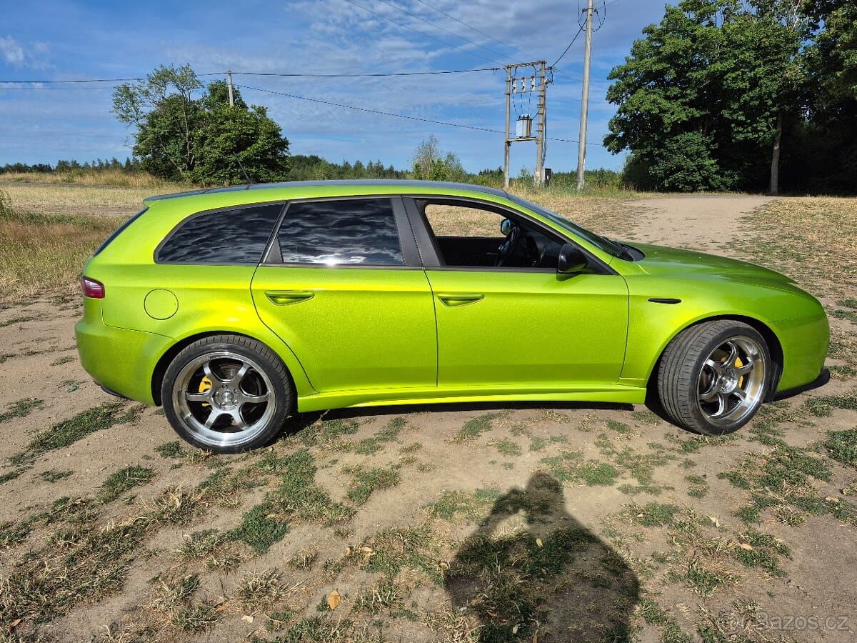 2009 Alfa Romeo 159 - 2